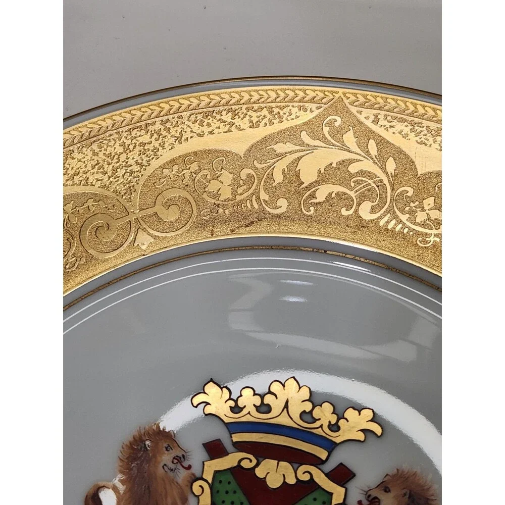 Set Of 4 Bohemia Czech Stouffer China Hand Painted Gold Lion Coat Of Arms Plates